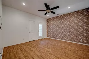 2411 Lawrence St, Houston, TX 77008 - Photo 12