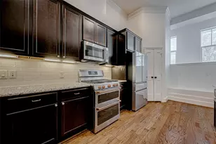 2411 Lawrence St, Houston, TX 77008 - Photo 10