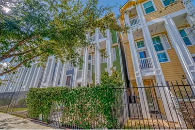 2411 Lawrence Street, Houston, TX 77008 - Photo 2