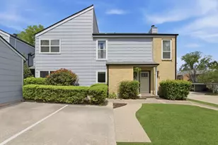 731 Worthshire St, Houston, TX 77008 - Photo 4