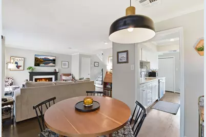 731 Worthshire Street, Houston, TX 77008 - Photo 16