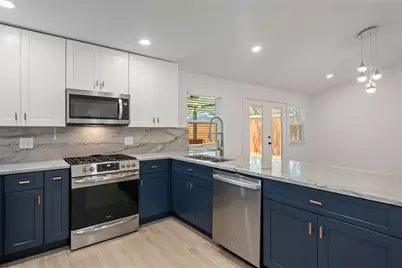 9323 Portal Drive, Houston, TX 77031 - Photo 6