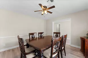 28814 Holly Hill Dr, Shenandoah, TX 77381 - Photo 12