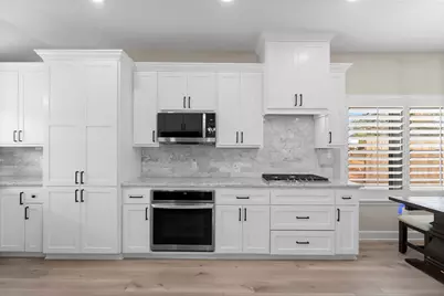 28814 Holly Hill Drive, Shenandoah, TX 77381 - Photo 18