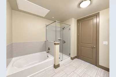 10402 Town and Country Way #119, Houston, TX 77024 - Photo 10