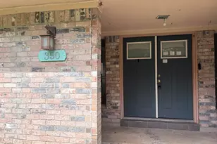 350 S Amherst Dr, West Columbia, TX 77486 - Photo 2