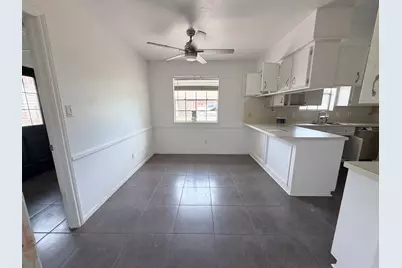 350 S Amherst Drive, West Columbia, TX 77486 - Photo 10