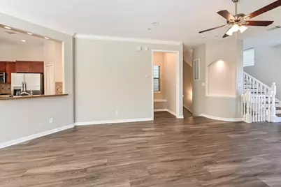 912 W 25th Street #1, Houston, TX 77008 - Photo 4
