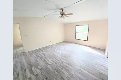 142 Aspen, Livingston, TX 77351 - Photo 10