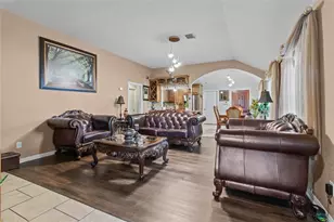 3725 Meadow Wood Dr, Pasadena, TX 77503 - Photo 2