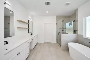 3122 Dawson Ln, Houston, TX 77051 - Photo 1