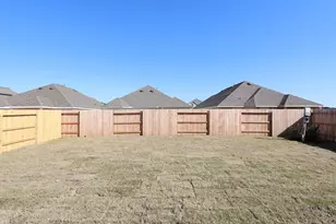 21422 Villa Spruce Ln, Tomball, TX 77377 - Photo 6