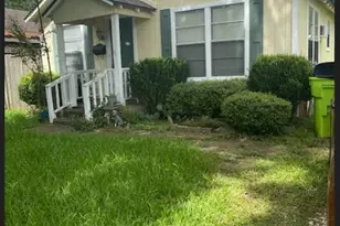1611 6th St, Rosenberg, TX 77471 - Photo 2