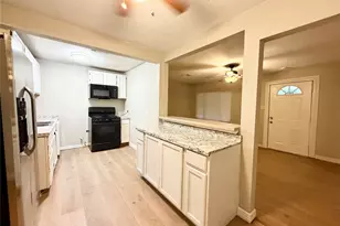 4422 Mallow St, Houston, TX 77051 - Photo 6