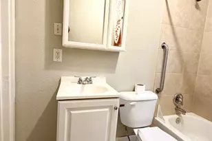 4422 Mallow St, Houston, TX 77051 - Photo 16