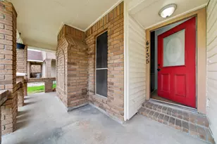 4735 Woodford St, Baytown, TX 77521 - Photo 6