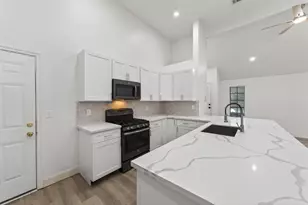 4735 Woodford St, Baytown, TX 77521 - Photo 22