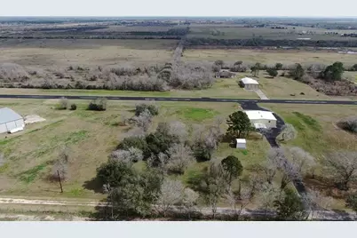 000 Cessna Lane, Needville, TX 77461 - Photo 4