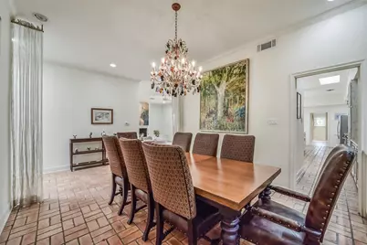 2011 Canongate Drive, Houston, TX 77056 - Photo 2