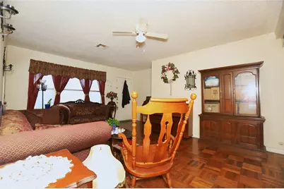 405 Center Way Street, Lake Jackson, TX 77566 - Photo 4