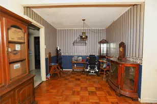 405 Center Way St, Lake Jackson, TX 77566 - Photo 6