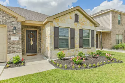 21054 Wenze Lane, New Caney, TX 77357 - Photo 2