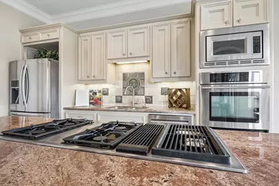 23 Fleming, Hitchcock, TX 77563 - Photo 12