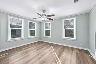 2012 Avenue F, Dickinson, TX 77539 - Photo 10