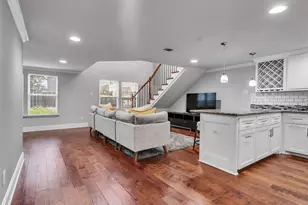 2608 Arlington St, Houston, TX 77008 - Photo 8