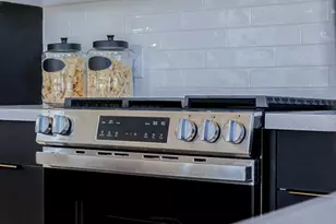 4803 Paula St, Houston, TX 77033 - Photo 12