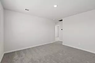 654 Pomegranate Ln, La Marque, TX 77568 - Photo 10