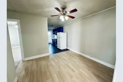 1 Sidney Street #1, Houston, TX 77003 - Photo 4