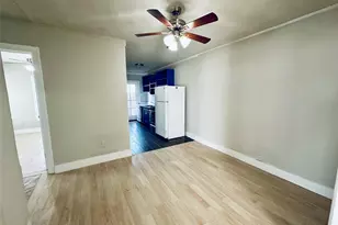 1 Sidney St, Houston, TX 77003 - Photo 4