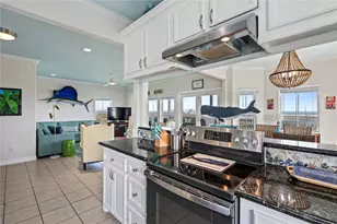 25001 Monterey Ct, Galveston, TX 77554 - Photo 10