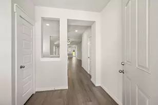 13082 Sarah Springs Way, Magnolia, TX 77354 - Photo 4