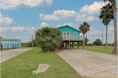 1089 Melody Lane, Port Bolivar, TX 77650 - Photo 2