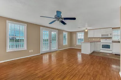 1089 Melody Lane, Port Bolivar, TX 77650 - Photo 16