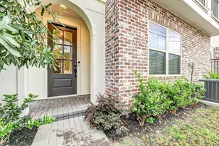5230 Schuler St, Houston, TX 77007 - Photo 6
