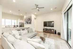 5230 Schuler St, Houston, TX 77007 - Photo 12