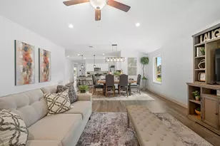 1935 Hamilton Ave, Nome, TX 77629 - Photo 6