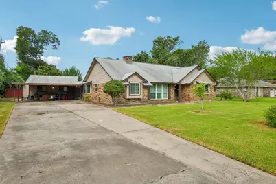 401 Southern Oaks Drive, Lake Jackson, TX 77566 - Photo 14