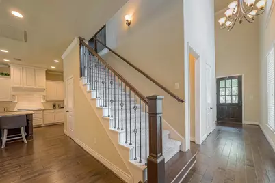 42 Daffodil Meadow Place, The Woodlands, TX 77375 - Photo 4