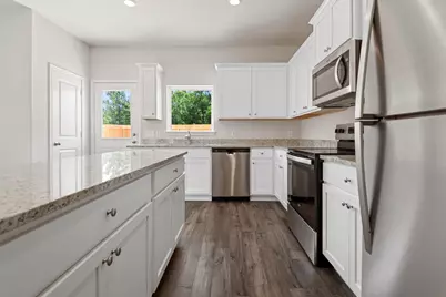 6408 Autumn Equinox Drive, Houston, TX 77048 - Photo 2