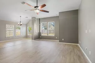 402 Abbey Ln, League City, TX 77573 - Photo 6