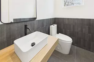 2409 Stuart St, Houston, TX 77004 - Photo 6