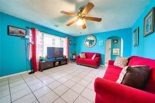 4931 Mercedes Ln, Houston, TX 77022 - Photo 8