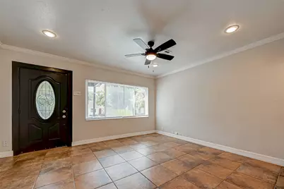 817 Eleanor Street, Houston, TX 77009 - Photo 8