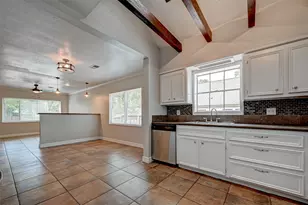 817 Eleanor St, Houston, TX 77009 - Photo 18