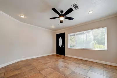 817 Eleanor Street, Houston, TX 77009 - Photo 8