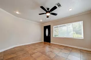817 Eleanor St, Houston, TX 77009 - Photo 8